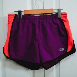 THE NORTH FACE - FlashDry Running Shorts - Medium